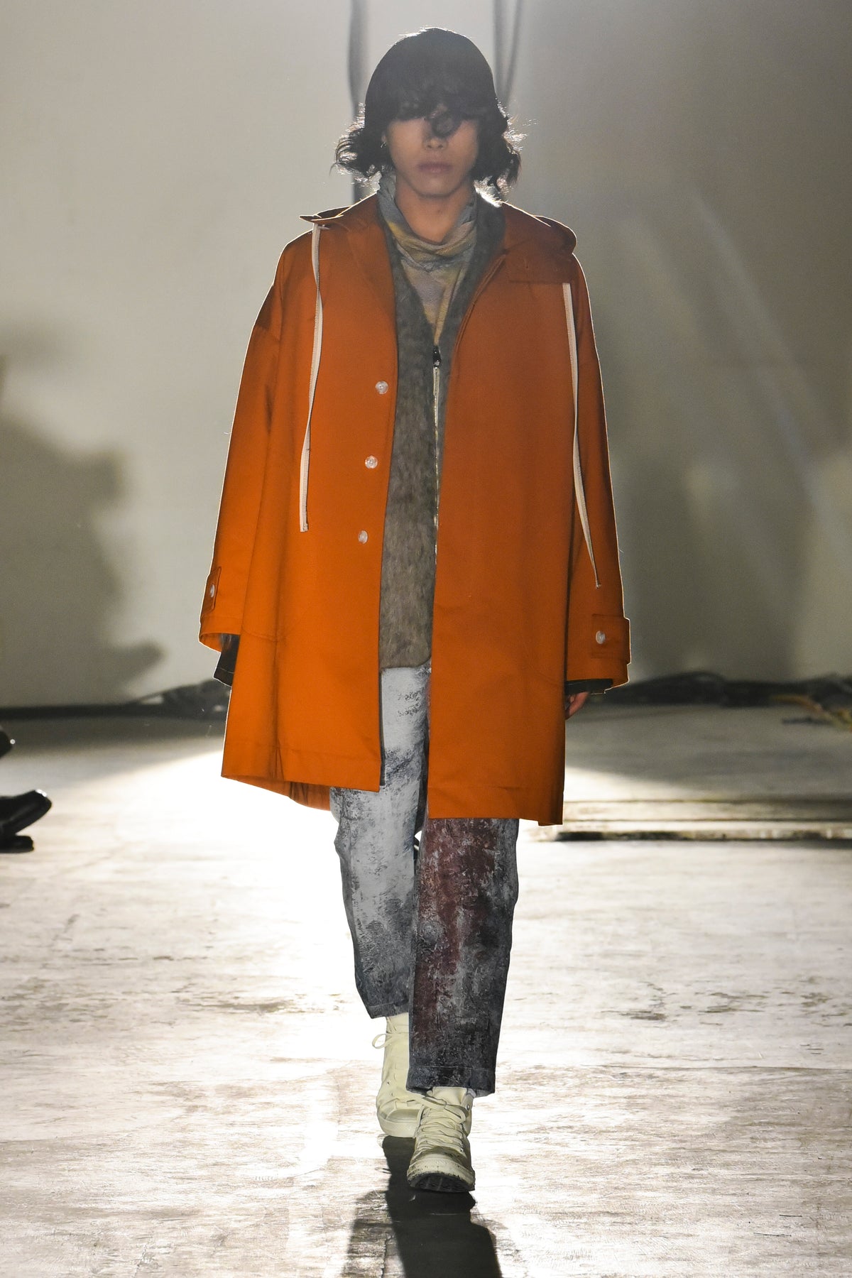 Look 10