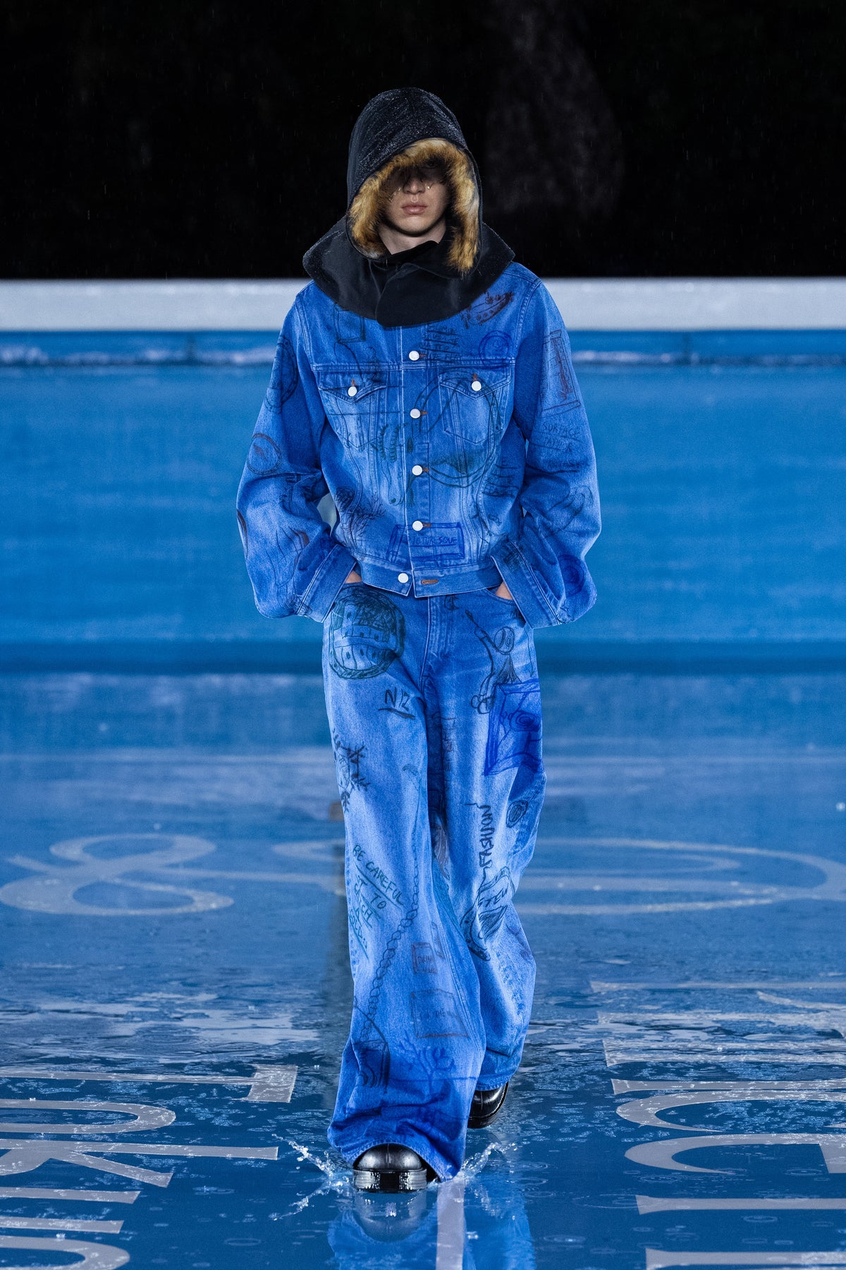 Look 19