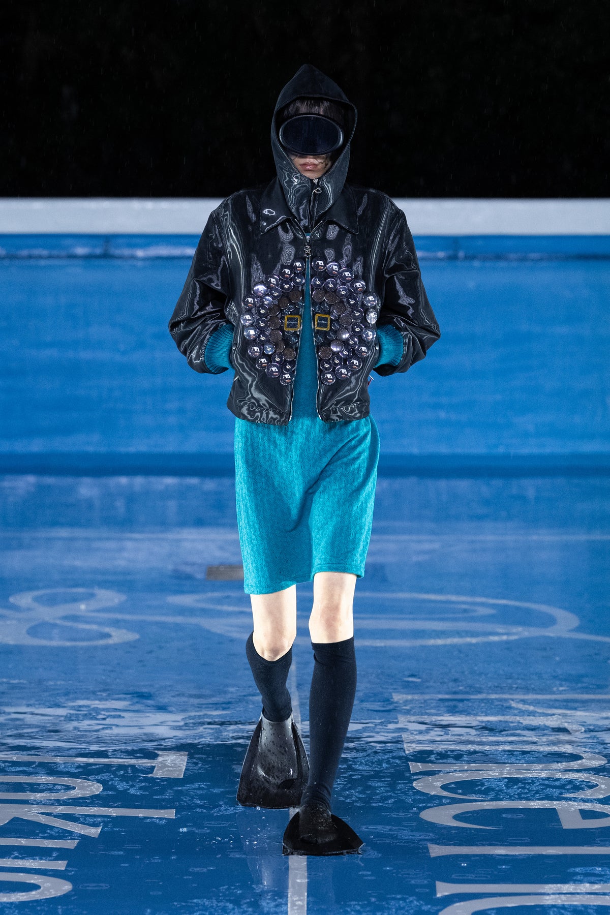 Look 27