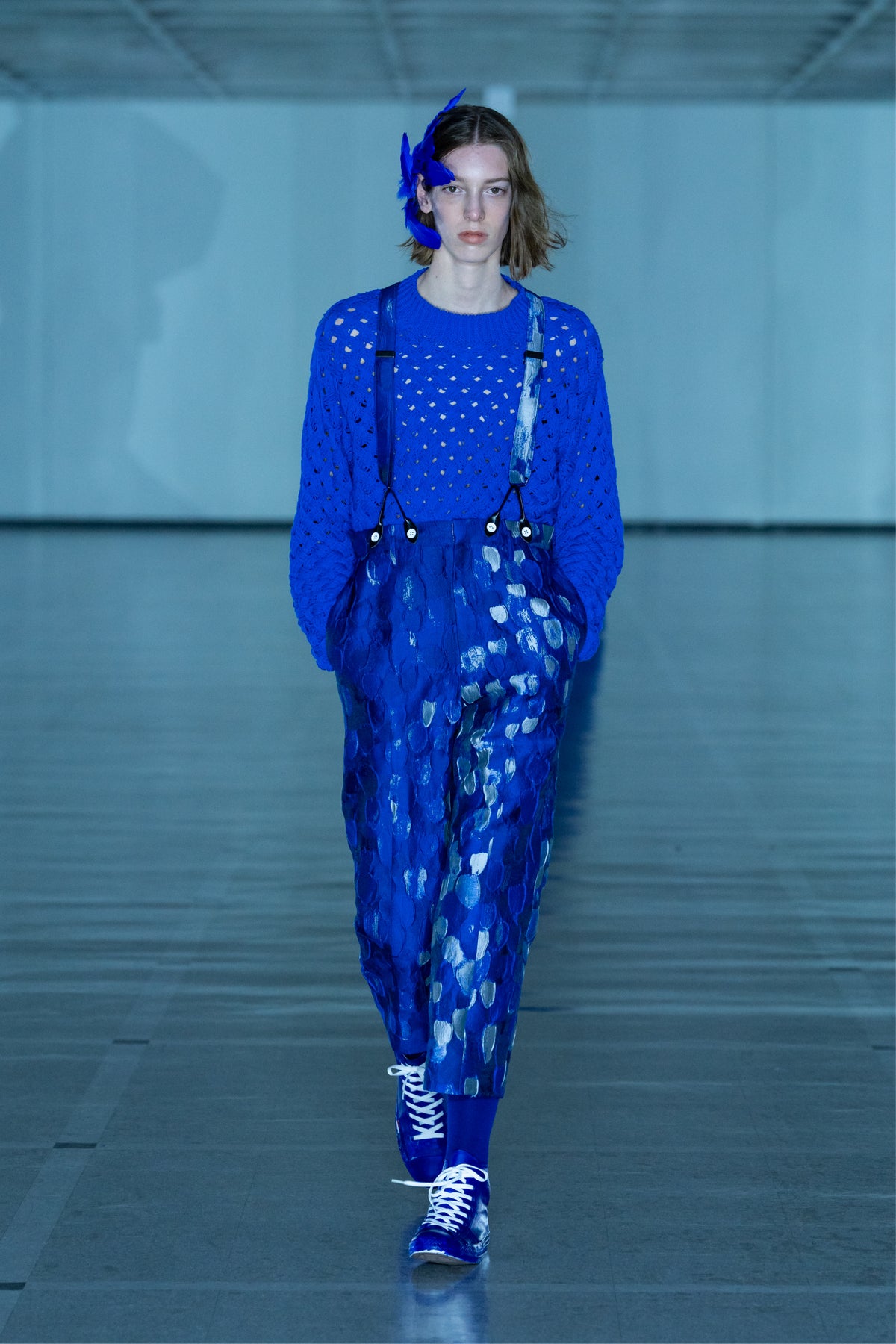 Look 10