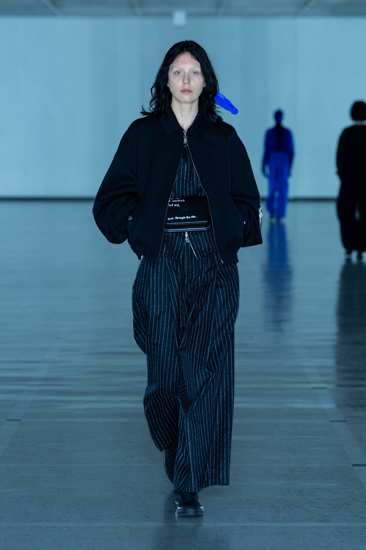 Look 17