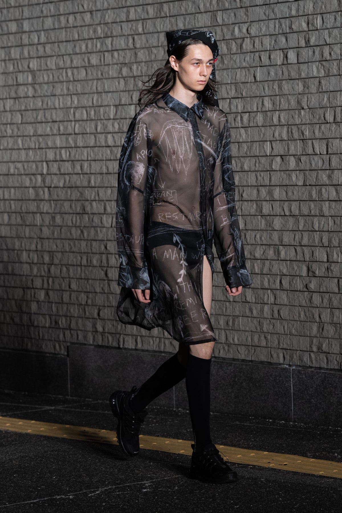 Look 19