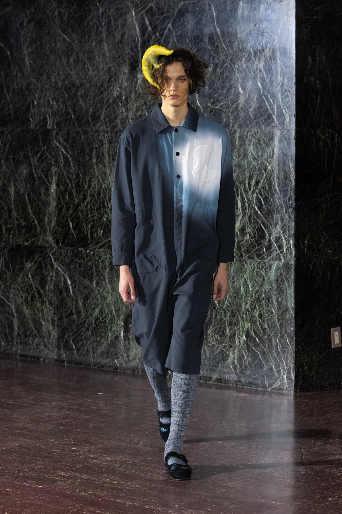 Look 01