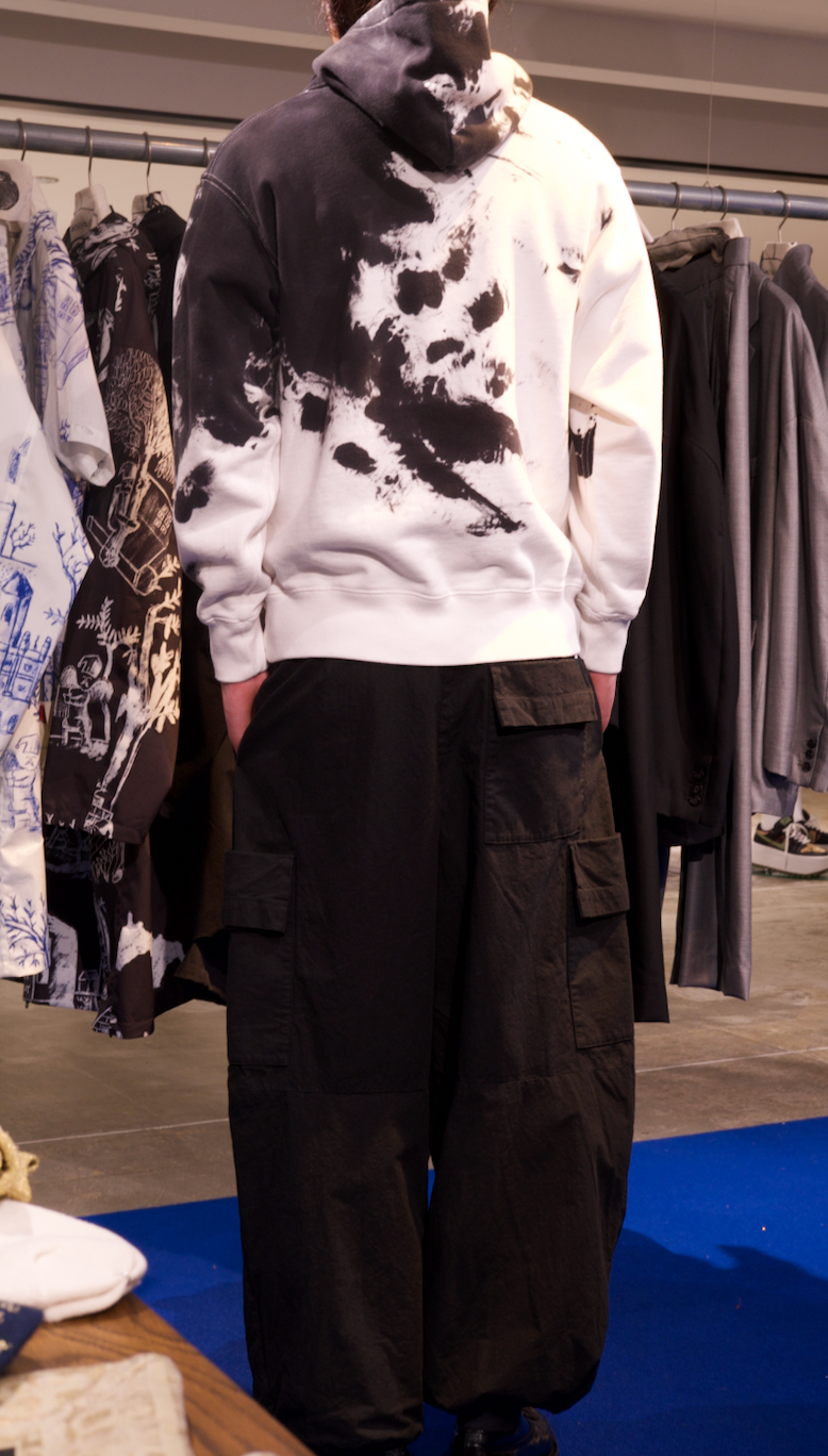 LEAKED HOODIE (SMALL TRADES STORE EXCLUSIVE) – SHINYAKOZUKA LEAKED HOODIE (SMALL TRADES STORE EXCLUSIVE) – SHINYAKOZUKA