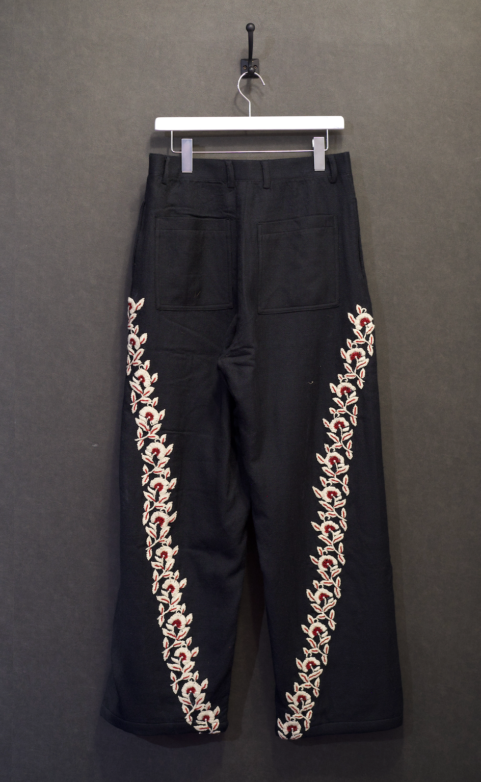 BOTTOMS – SHINYAKOZUKA