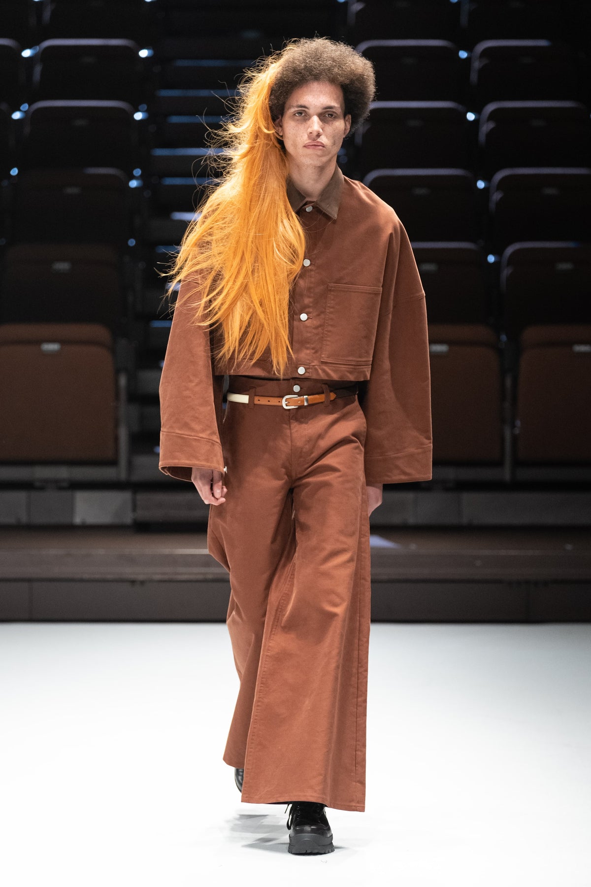 Look 22