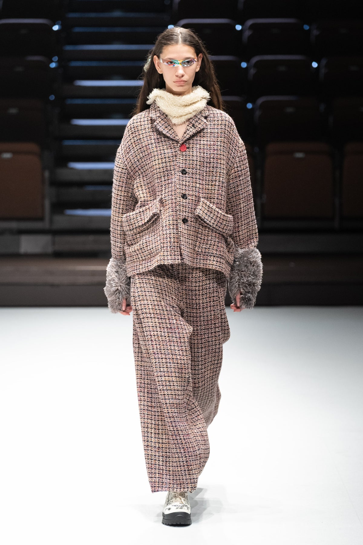 Look 23