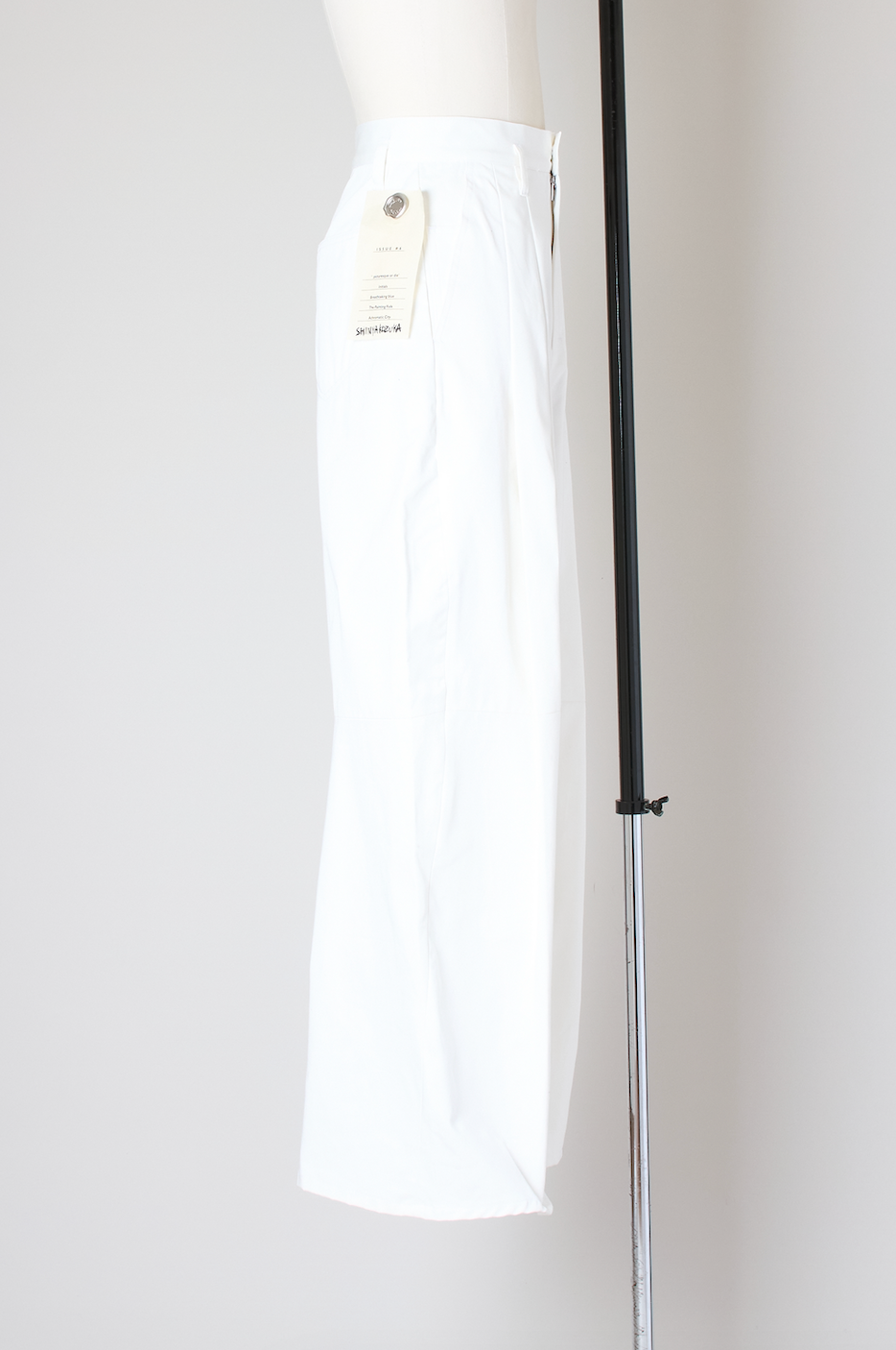 2501SK74_COLOURLESSWHITE_2_204