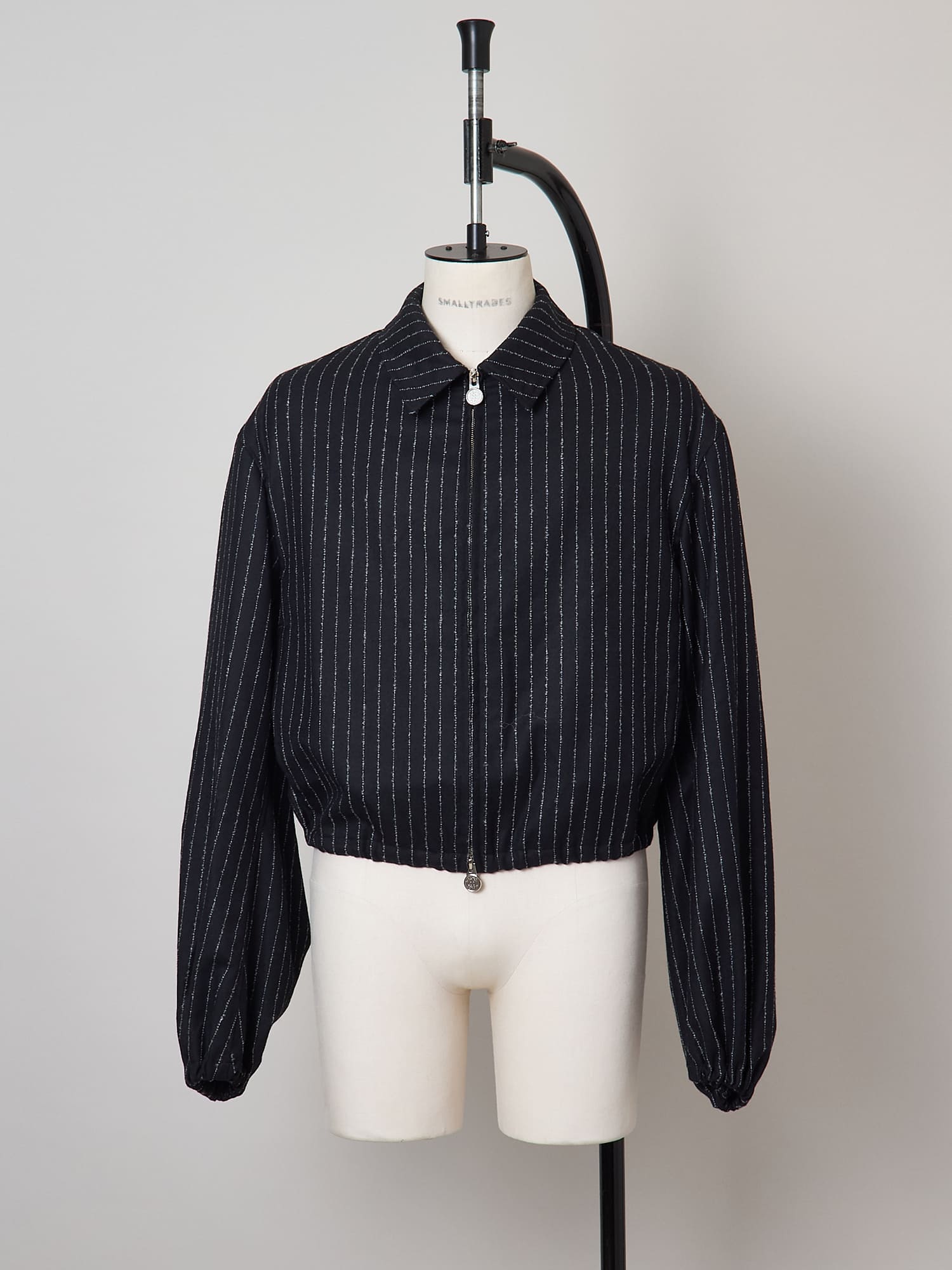 kamiyu frills jacket 新品未使用タグ付き OUTERWEAR – SHINYAKOZUKA