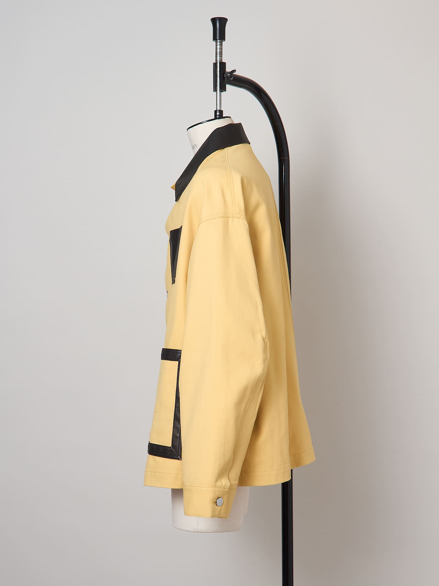 OUTERWEAR – SHINYAKOZUKA