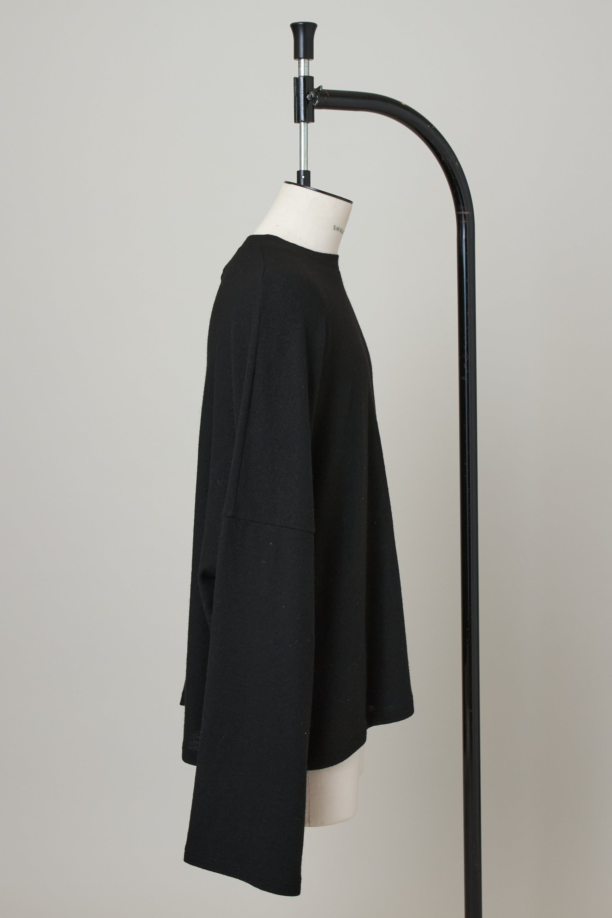 トップス shinya kozuka WELCOME JUMPER SHINYAKOZUKA [ HIS POLO JUMPER ] BLACK | ロイド・エフ