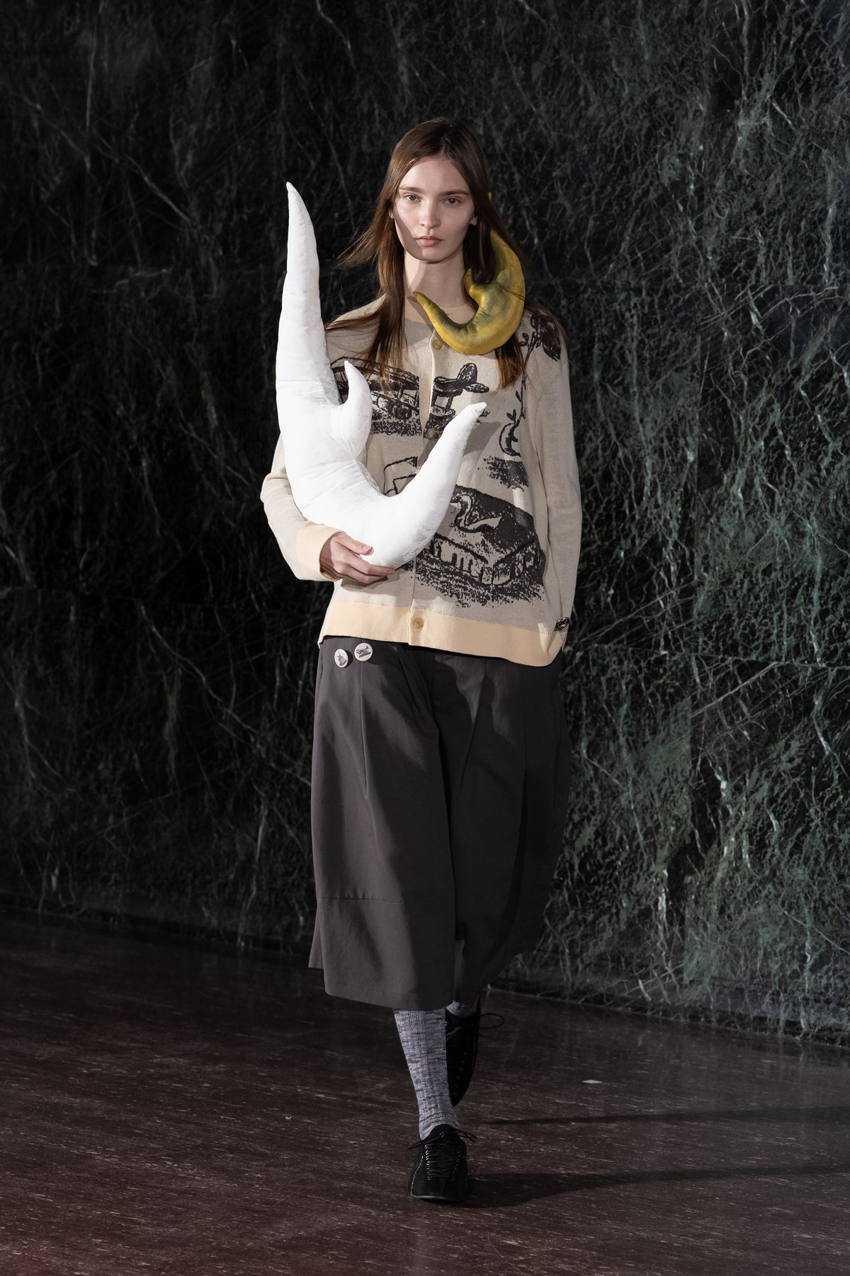 Look 25
