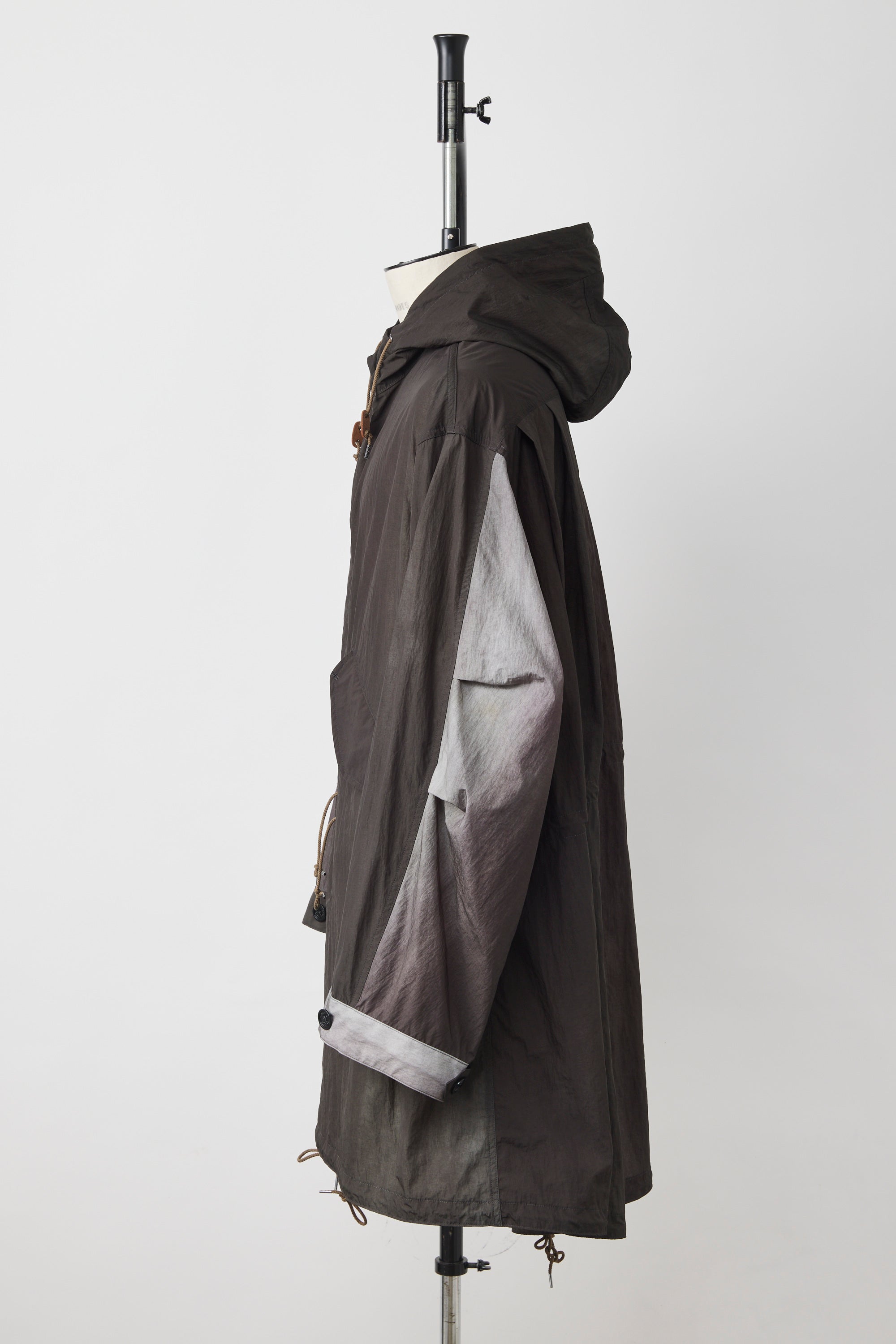 OUTERWEAR – SHINYAKOZUKA