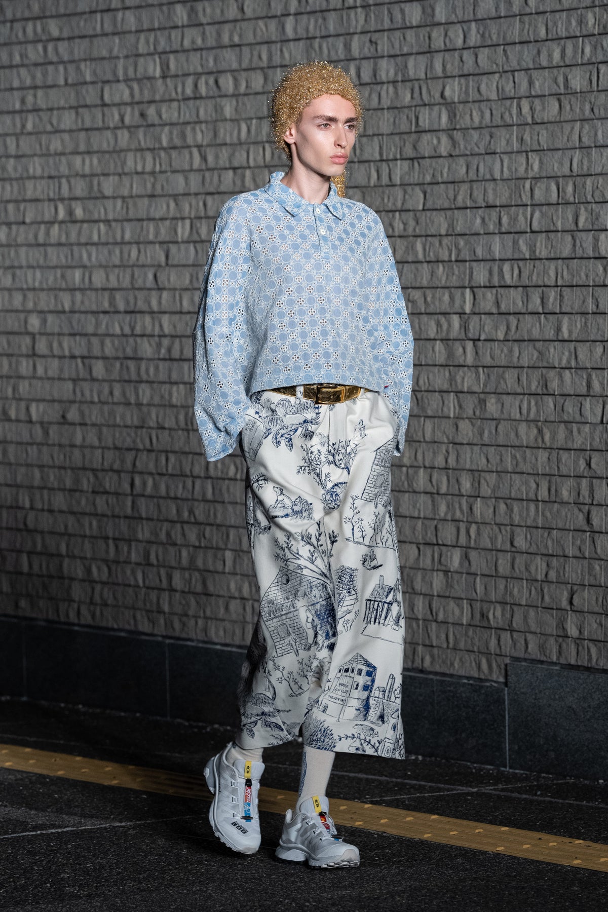 Look 02