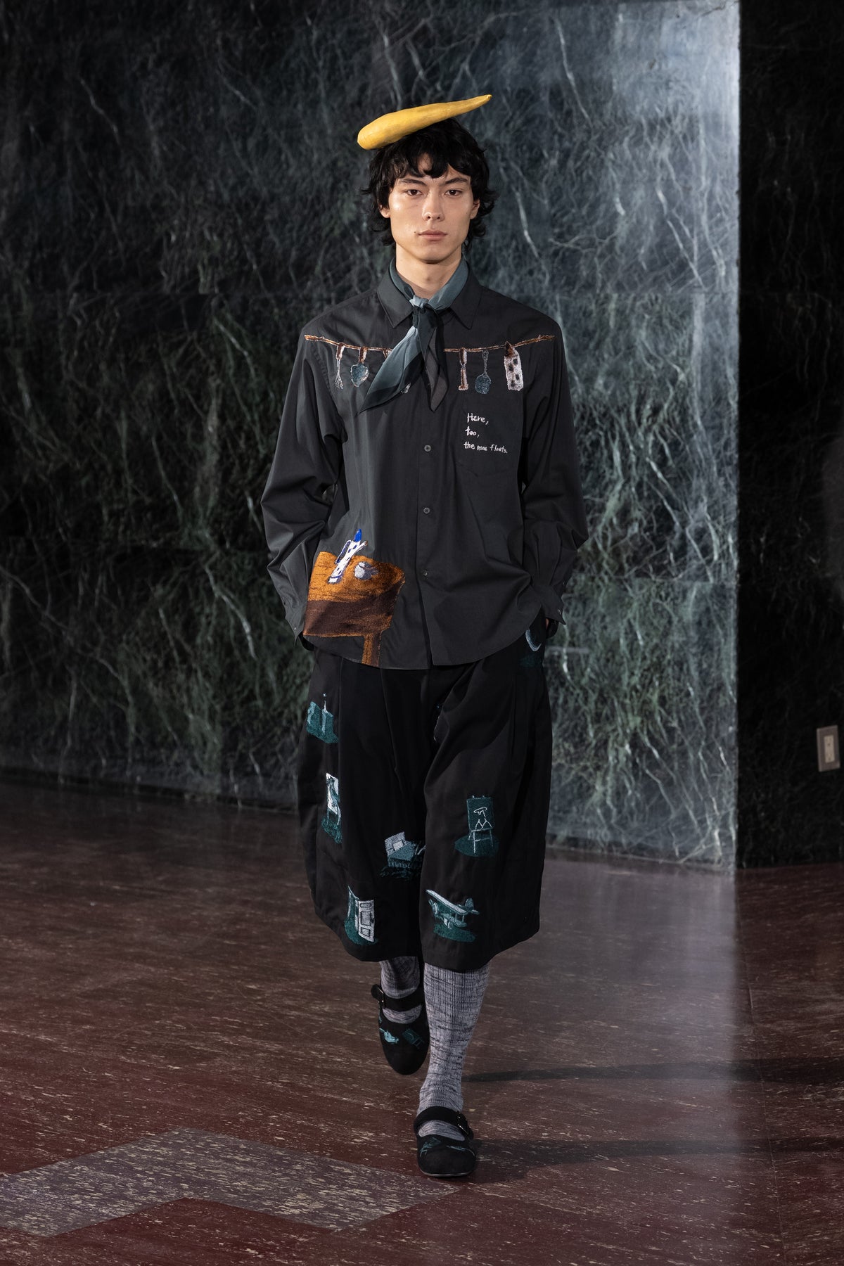 Look 30