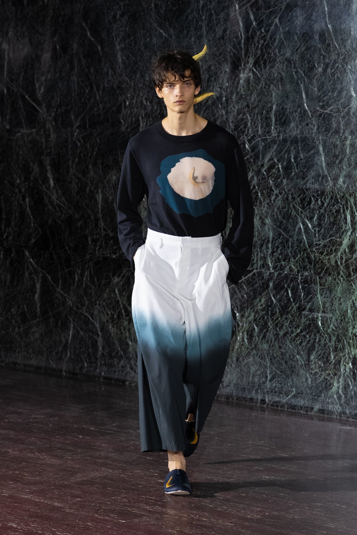 Look 03