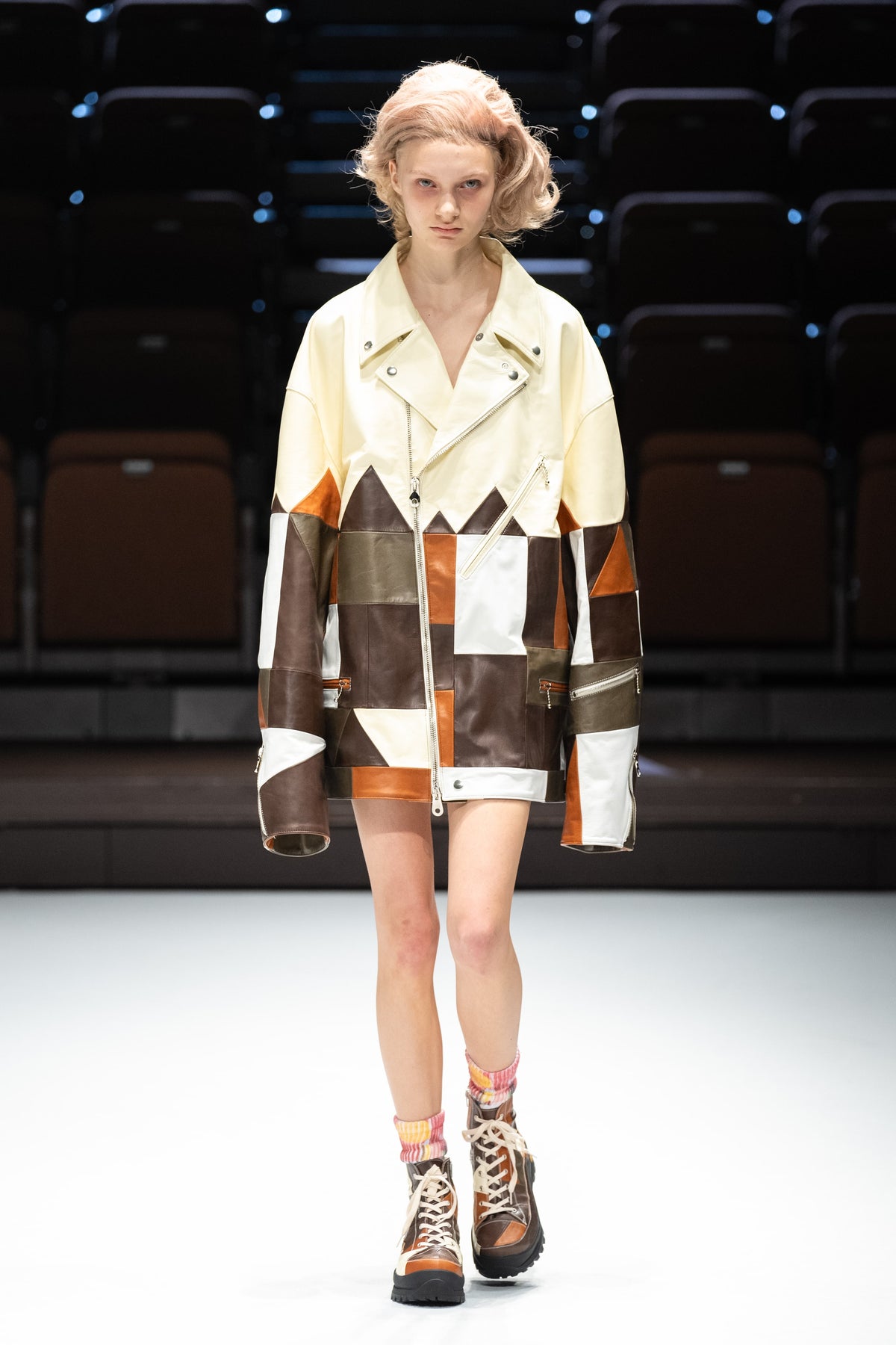 Look 06
