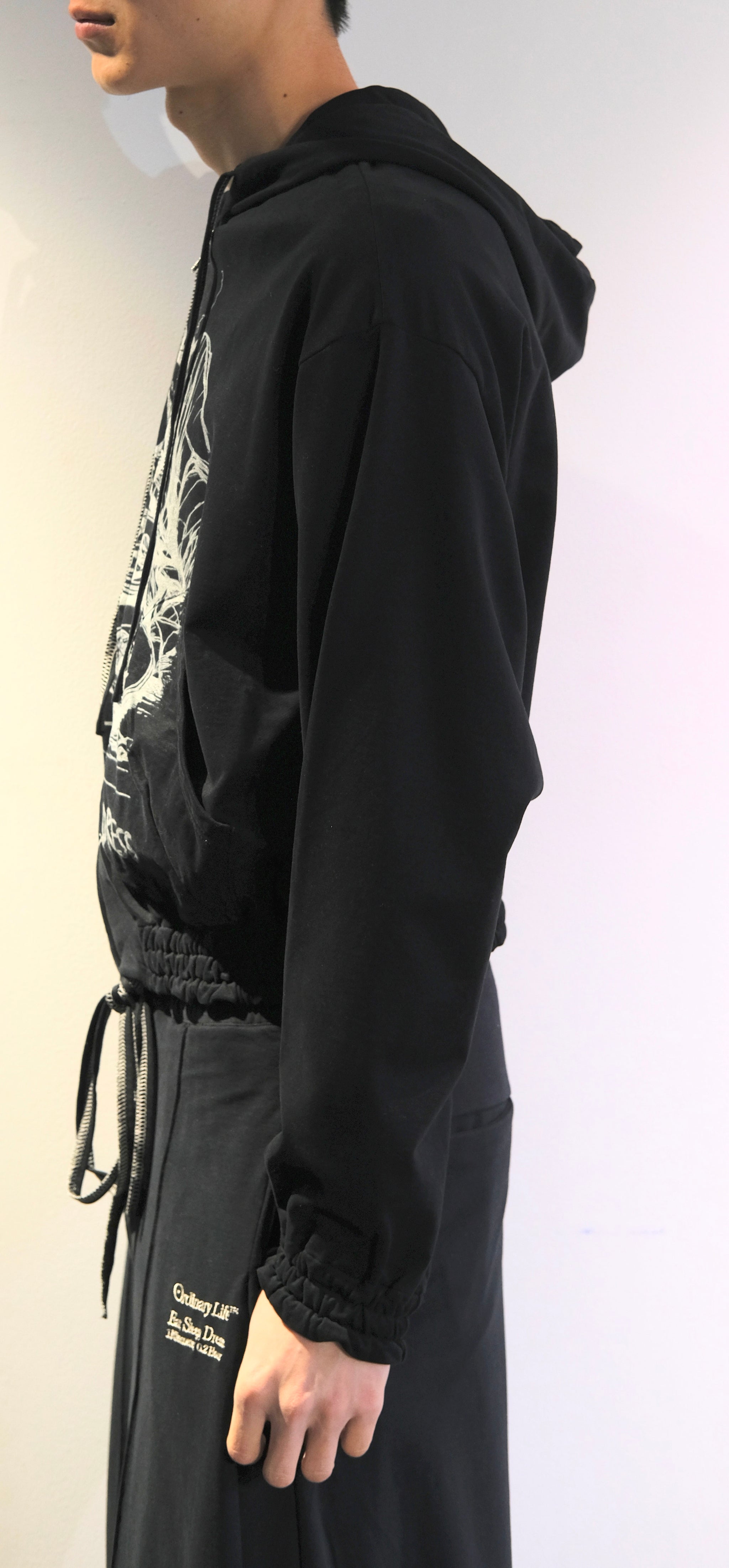 ORDINARY HOME OLD STYLE ZIP HOODIE WITH PRINTING – SHINYAKOZUKA