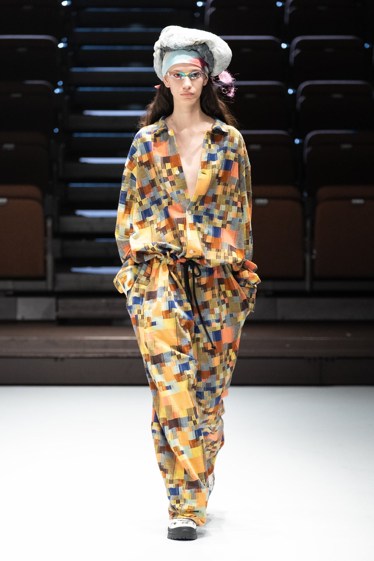 Look 08