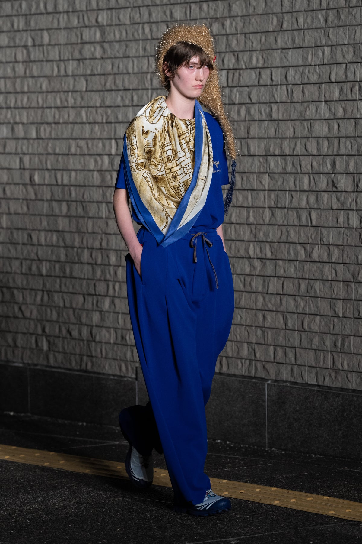Look 08