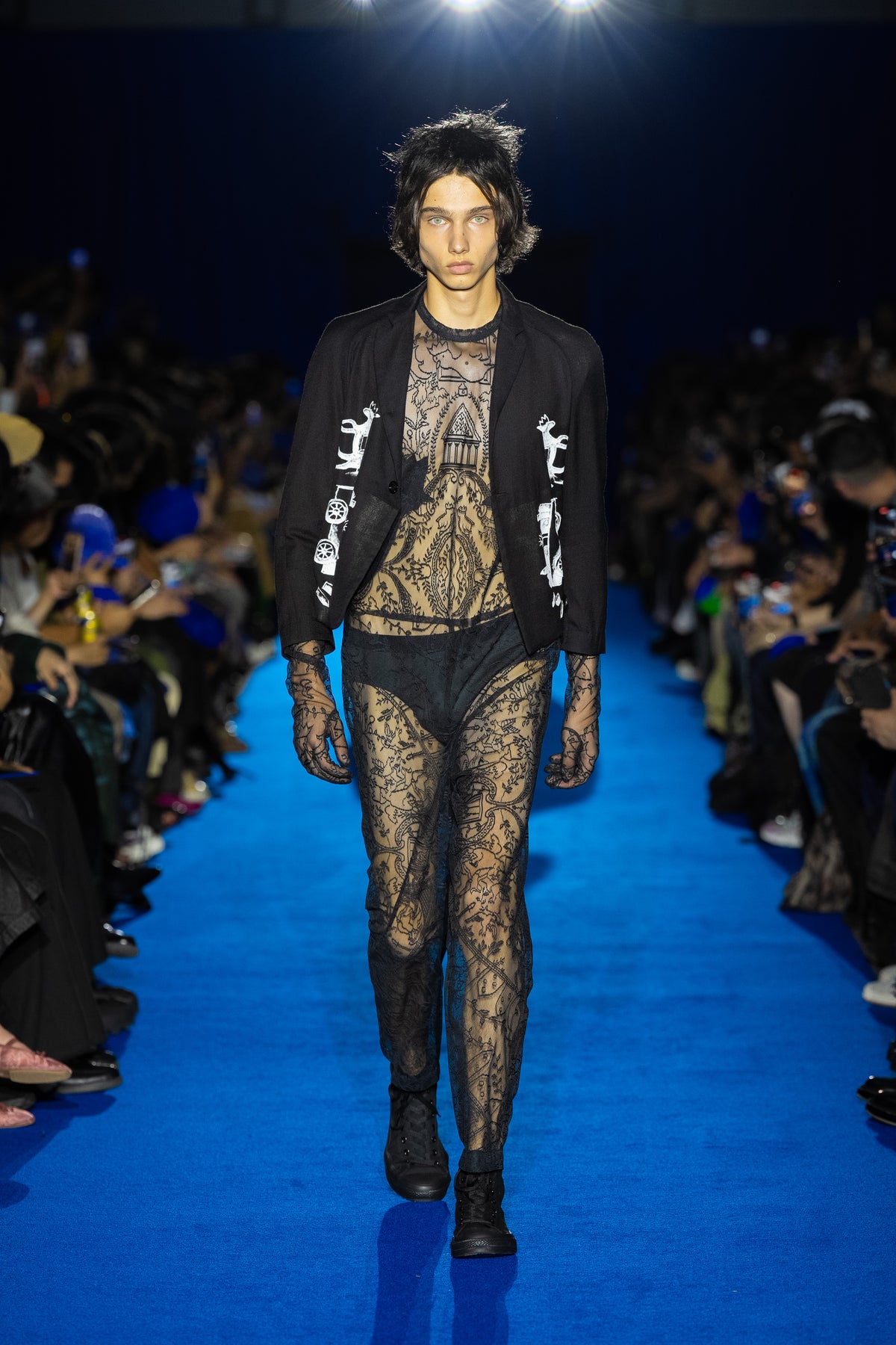 Look 06