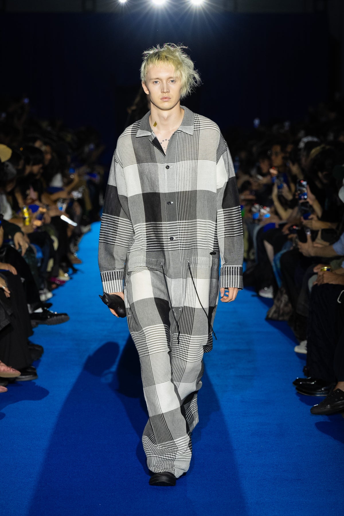 Look 09