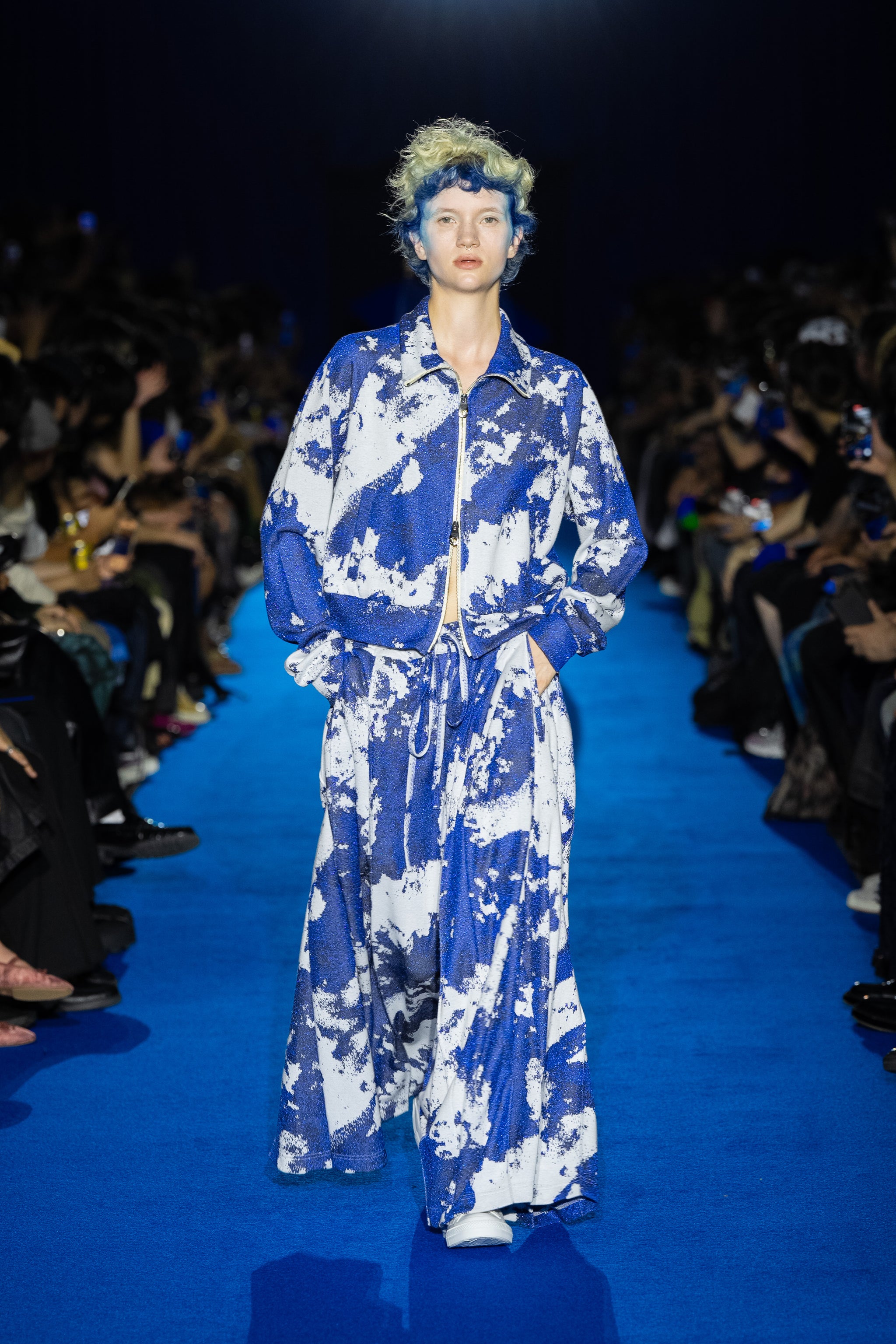 ISSUE #6 – SHINYAKOZUKA