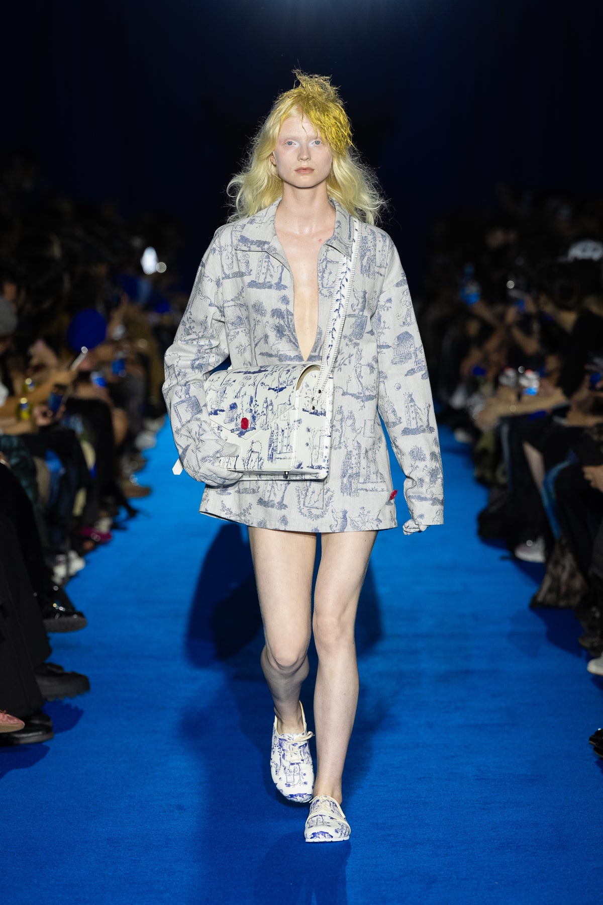 Look 30