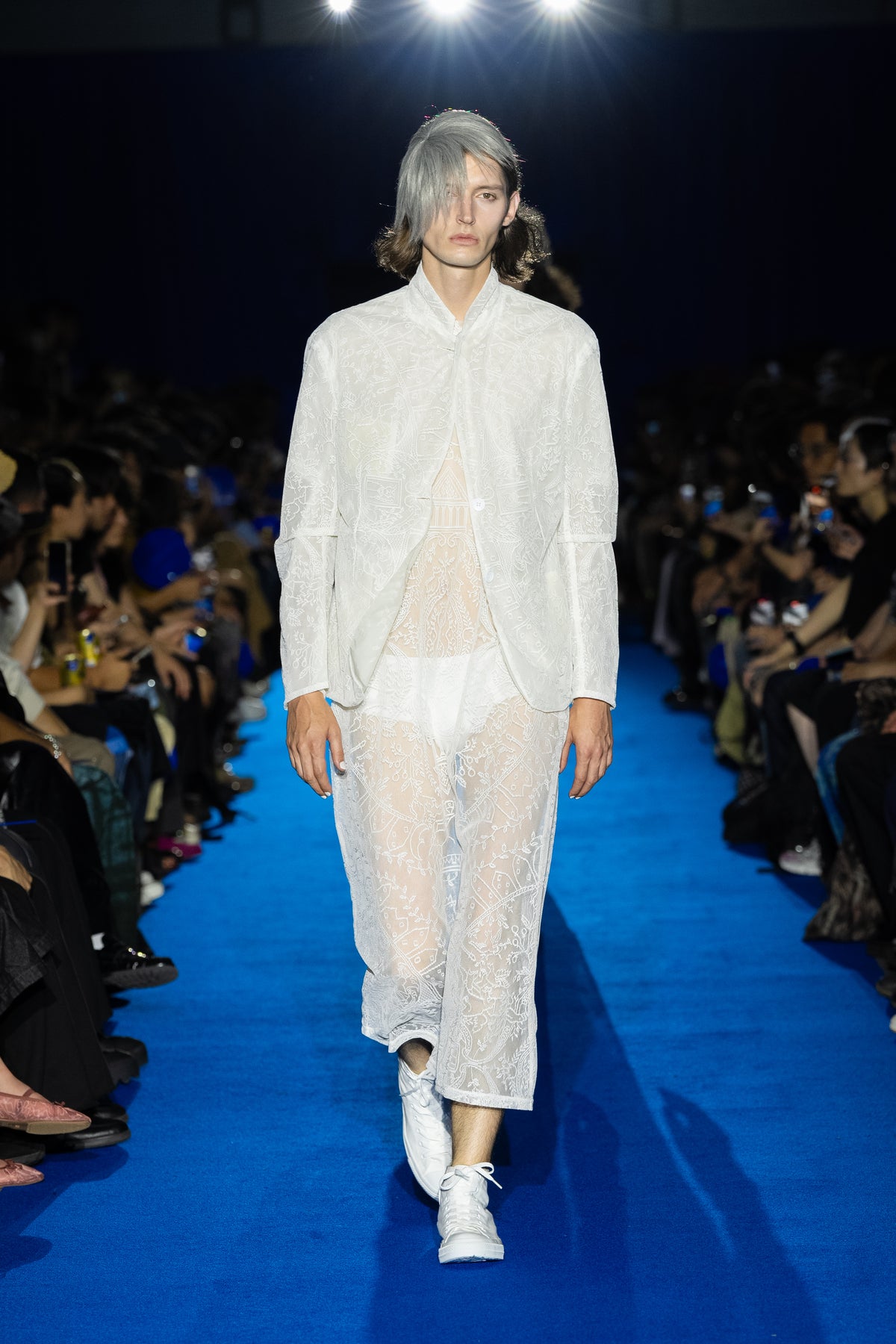 Look 37