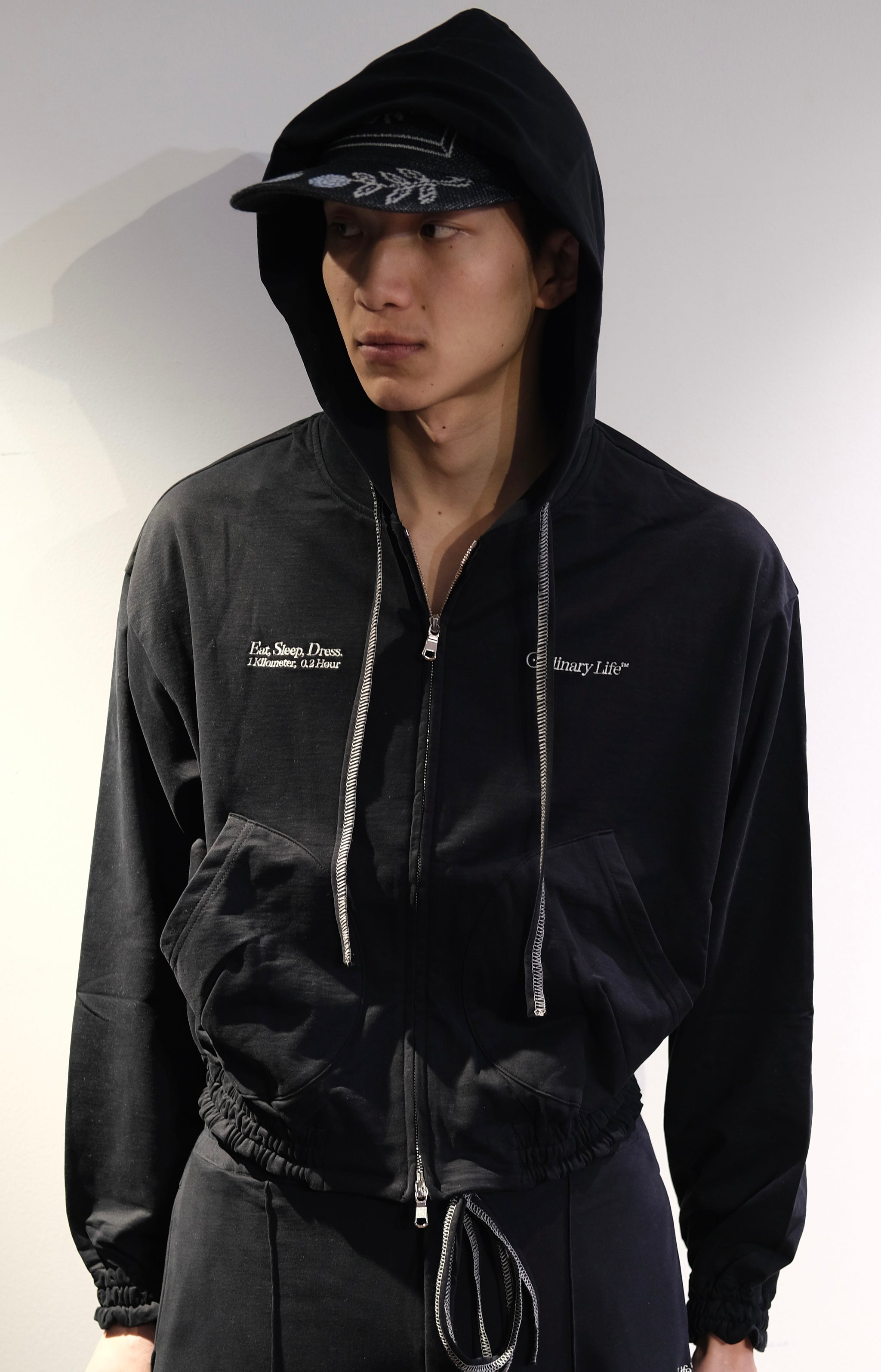 【シンヤコズカ】ORDINARY OLDSTYLEZIPHOODIE ORDINARY HOME OLD STYLE ZIP HOODIE – SHINYAKOZUKA