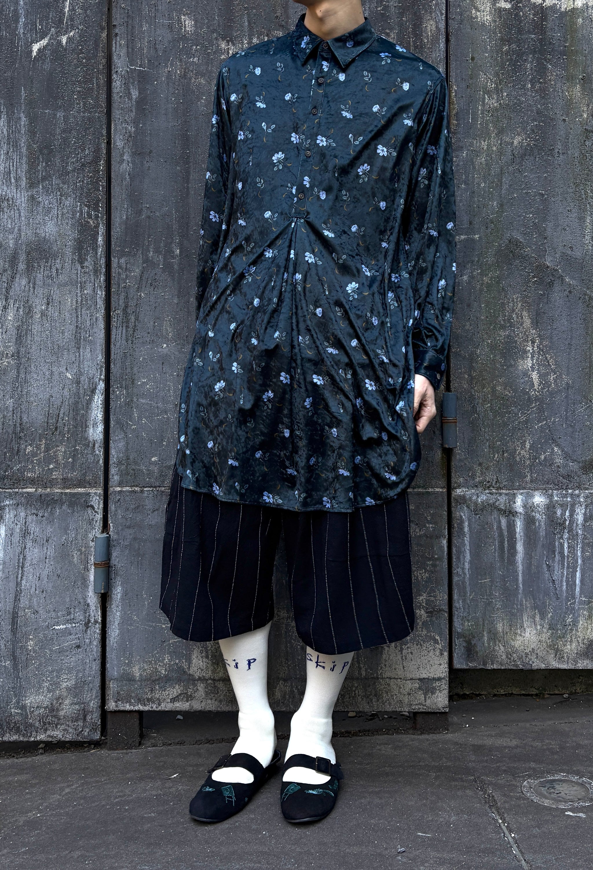 ANTIQUE SHIRT – SHINYAKOZUKA