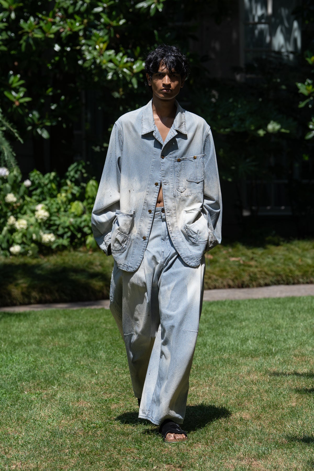 Look 11
