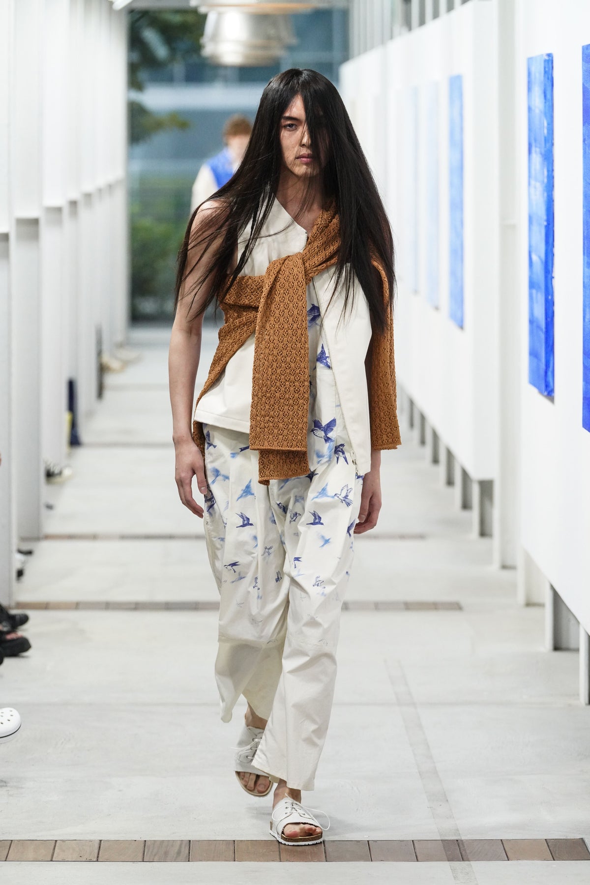 Look 01
