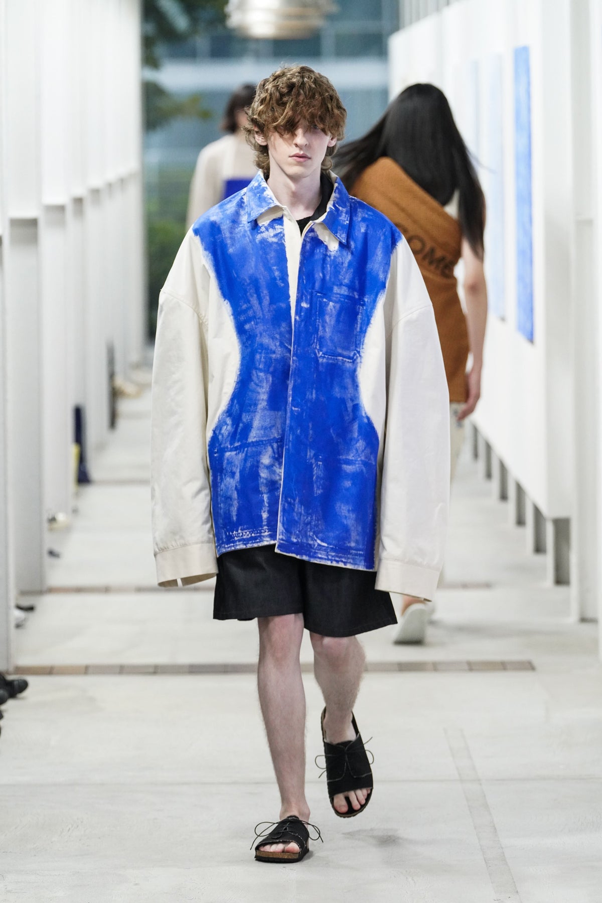 Look 02