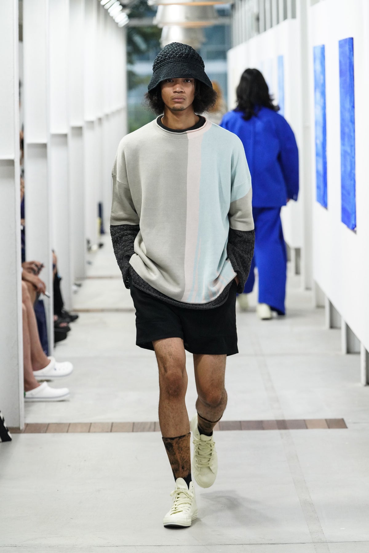Look 11
