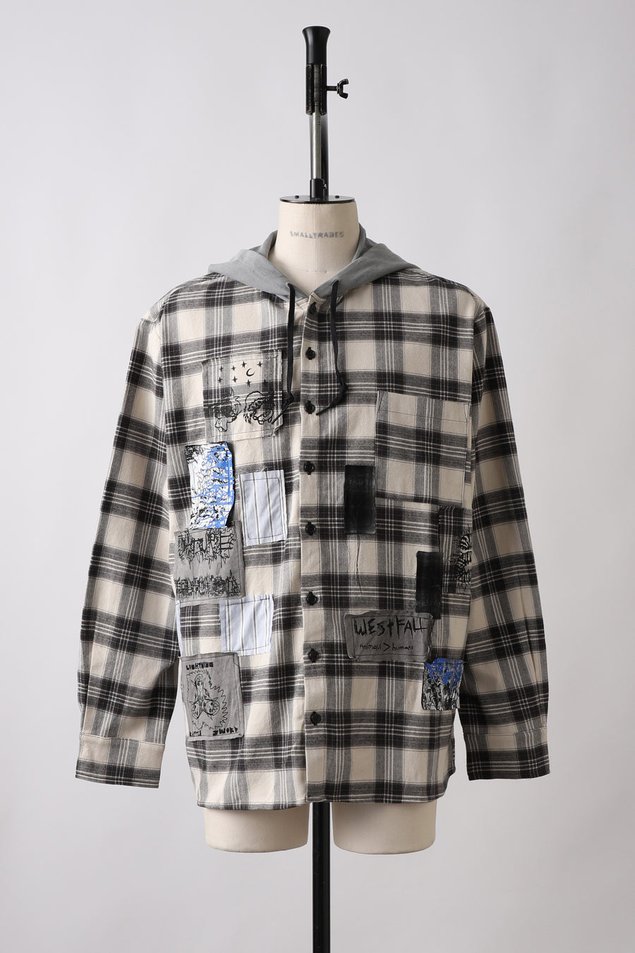 PRINTED PATCH HOODED FLANNEL OVERSHIRT