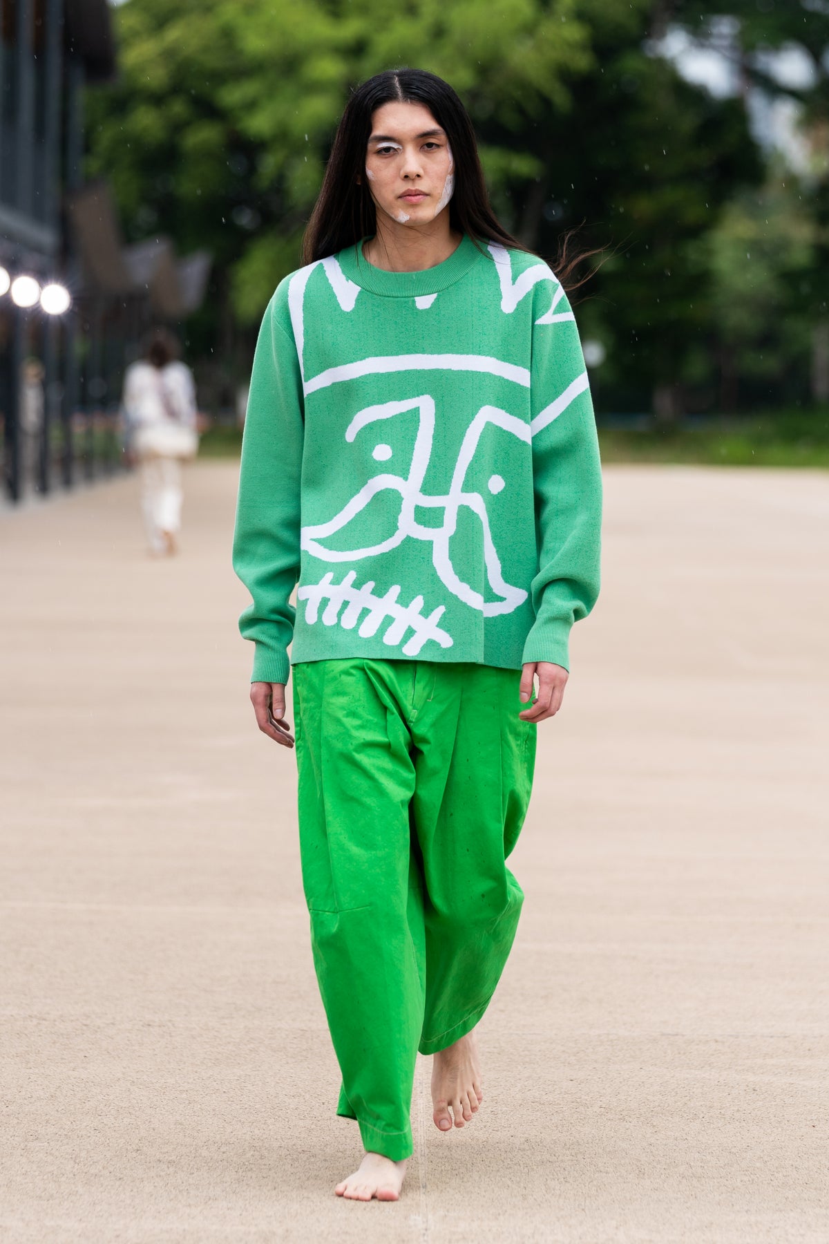Look 11