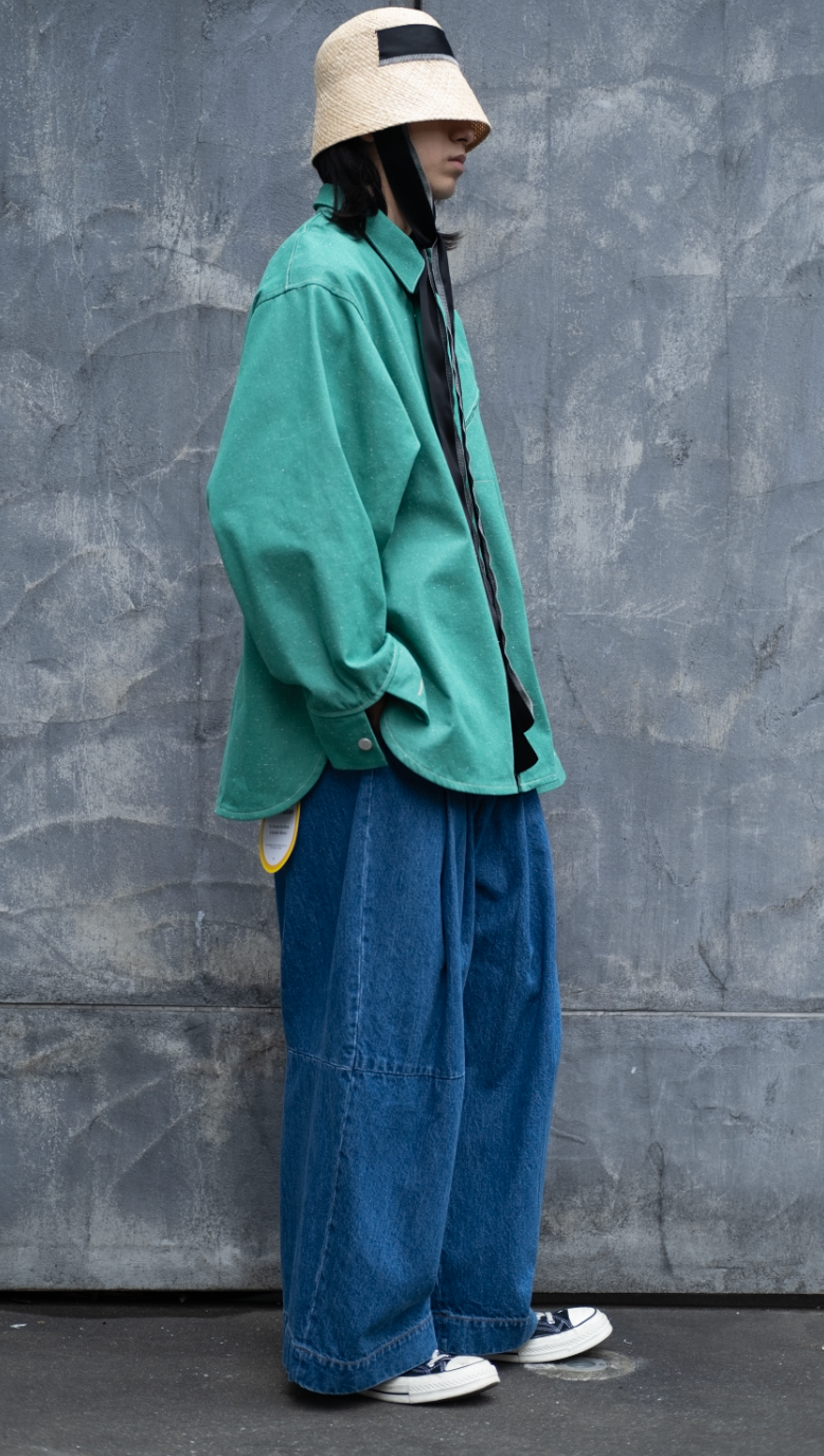 A SLIT – SHINYAKOZUKA