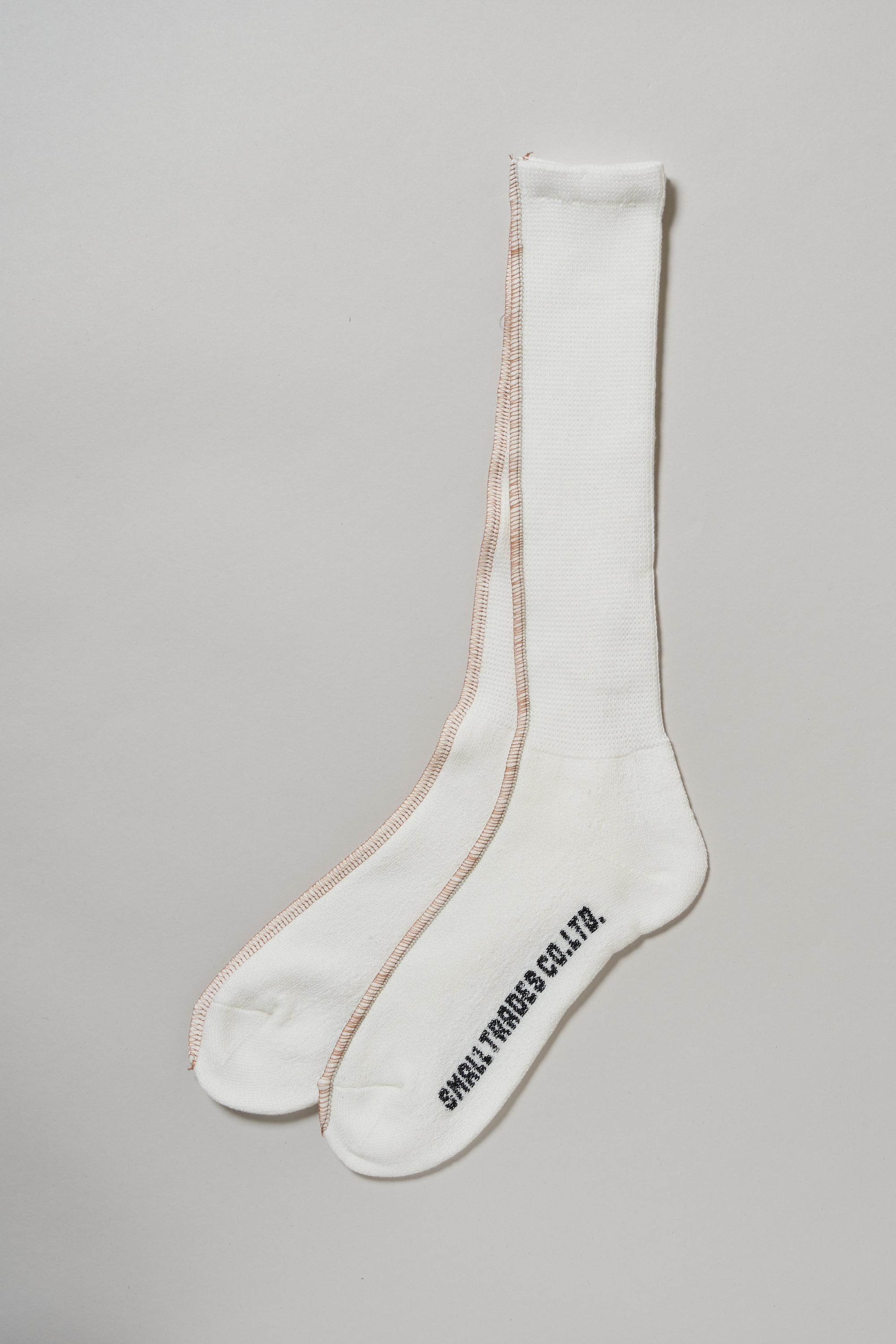 FRONT OVERLOCKED SOCKS – SHINYAKOZUKA